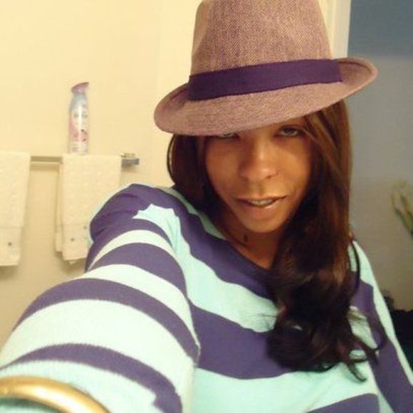 Meet your Posher, Sherina - Picture 1 of 1